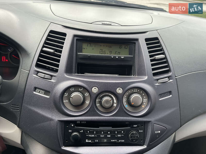 Мінівен Mitsubishi Grandis 2006 в Луцьку