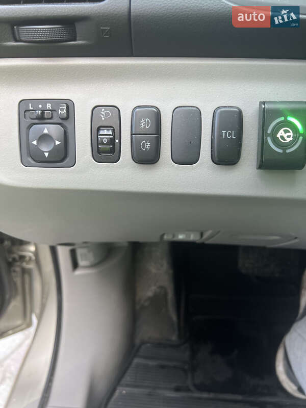 Минивэн Mitsubishi Grandis 2007 в Зборове