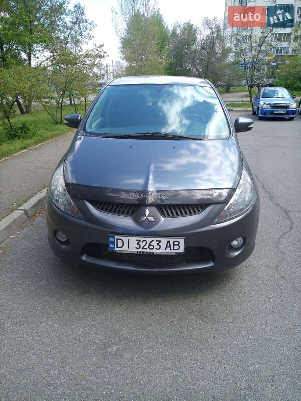 Мінівен Mitsubishi Grandis 2006 в Києві фото 4 Мінівен Mitsubishi Grandis 2006 в Києві