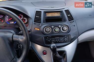 Минивэн Mitsubishi Grandis 2006 в Киеве