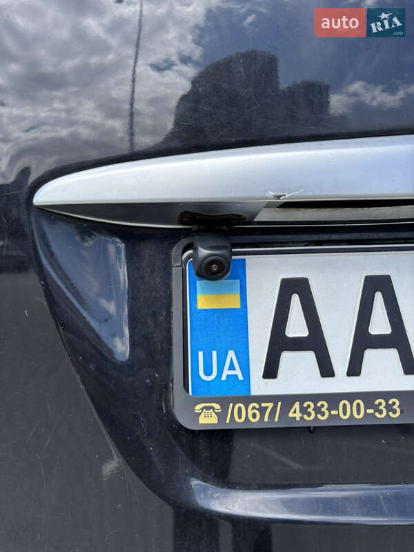 Мінівен Mitsubishi Grandis 2008 в Києві
