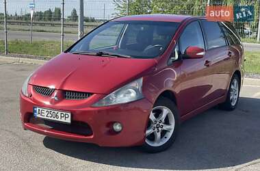 Мінівен Mitsubishi Grandis 2005 в 