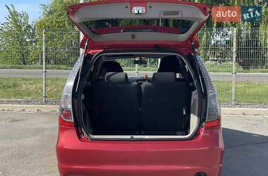 Мінівен Mitsubishi Grandis 2005 в 