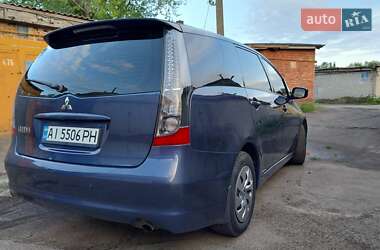 Мінівен Mitsubishi Grandis 2004 в 