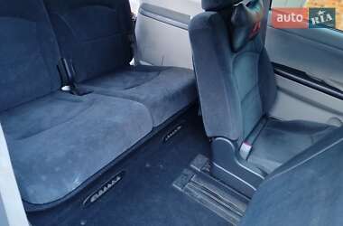 Мінівен Mitsubishi Grandis 2004 в 