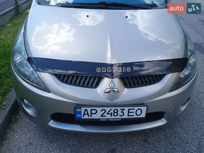 Mitsubishi Grandis 2006 Mitsubishi Grandis 2006