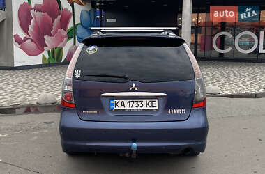 Минивэн Mitsubishi Grandis 2008 в 