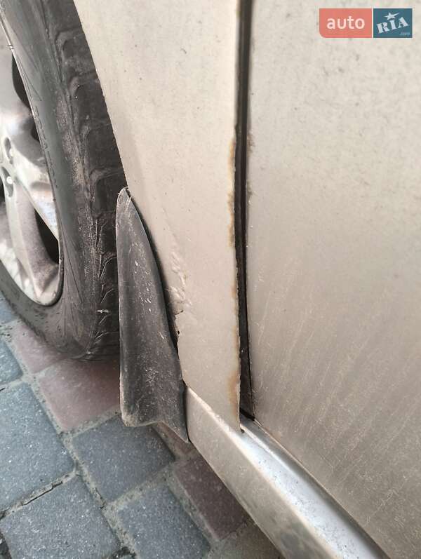 Минивэн Mitsubishi Grandis 2007 в Ровно фото 15 Минивэн Mitsubishi Grandis 2007 в Ровно