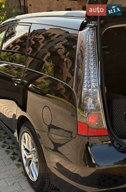 Мінівен Mitsubishi Grandis 2008 в 