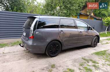Минивэн Mitsubishi Grandis 2008 в 