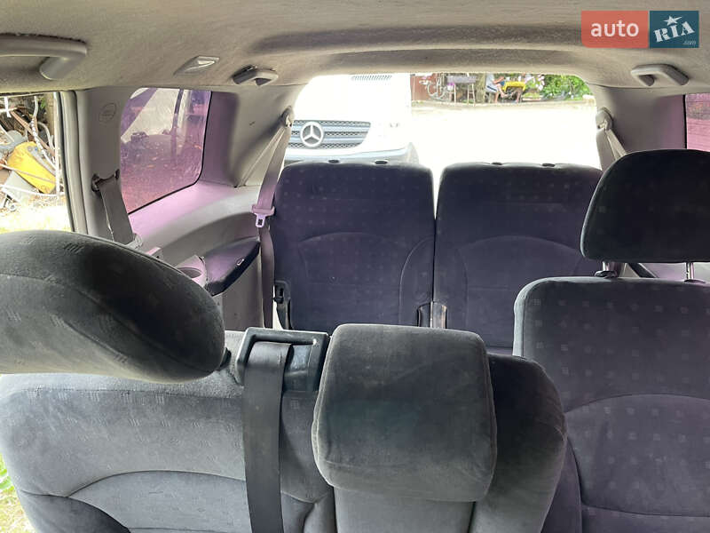 Мінівен Mitsubishi Grandis 2005 в Чернівцях