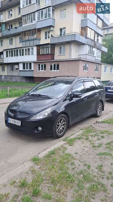 Минивэн Mitsubishi Grandis 2004 в Киеве