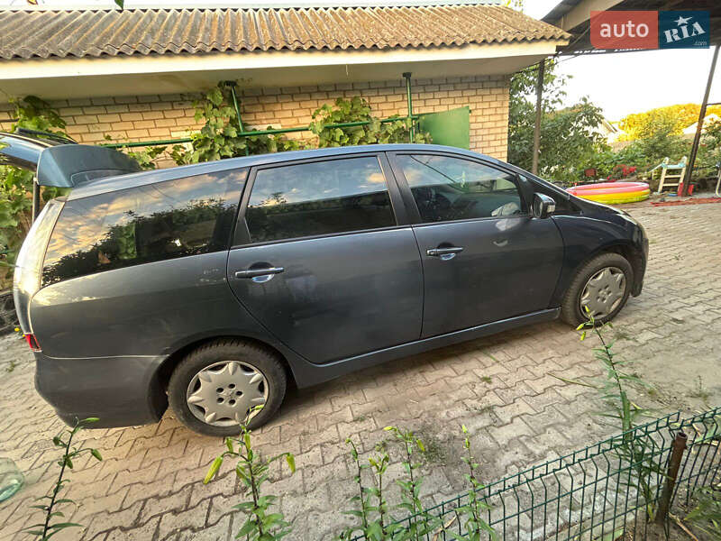 Минивэн Mitsubishi Grandis 2007 в Мошнах
