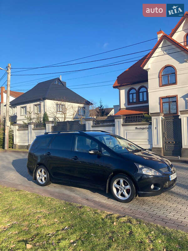 Минивэн Mitsubishi Grandis 2005 в Ровно