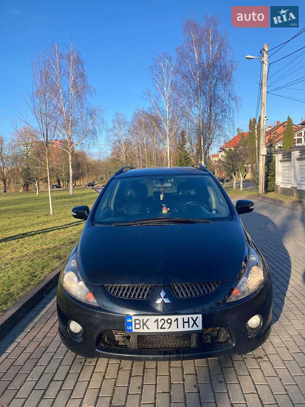 Минивэн Mitsubishi Grandis 2005 в Ровно