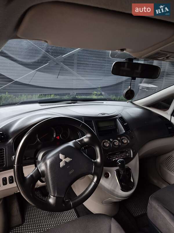 Минивэн Mitsubishi Grandis 2006 в Черкассах