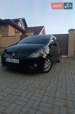 Мінівен Mitsubishi Grandis 2005 в 