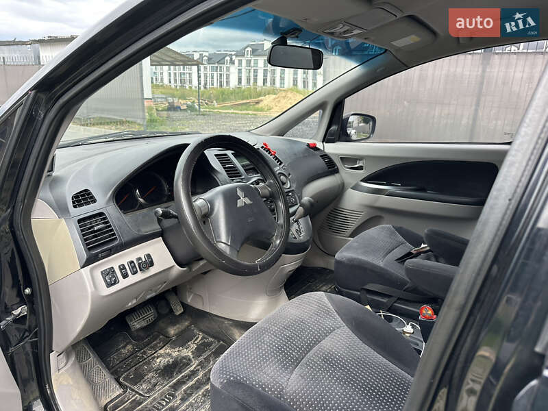 Минивэн Mitsubishi Grandis 2007 в Луцке