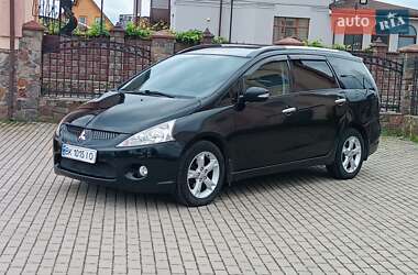 Минивэн Mitsubishi Grandis 2008 в Сарнах