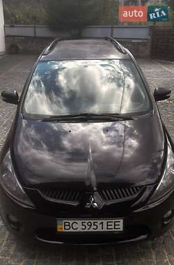 Минивэн Mitsubishi Grandis 2007 в Бориславе