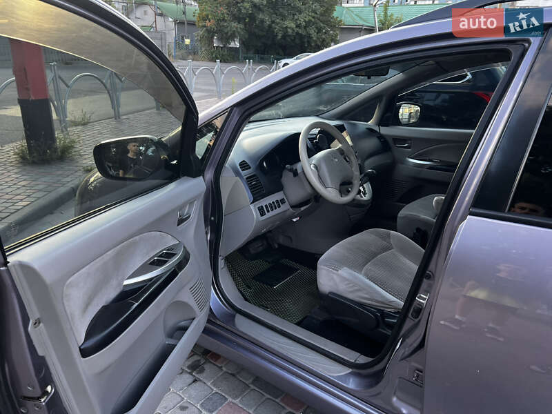 Минивэн Mitsubishi Grandis 2004 в Днепре фото 13 Минивэн Mitsubishi Grandis 2004 в Днепре
