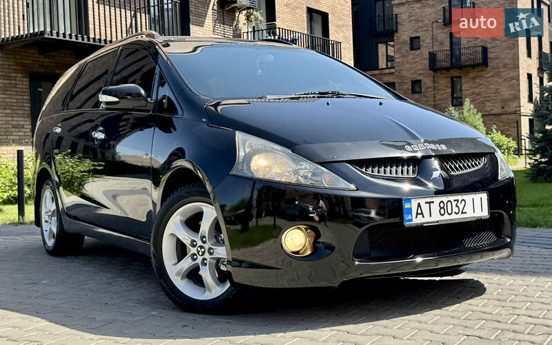 Мінівен Mitsubishi Grandis 2007 в Івано-Франківську