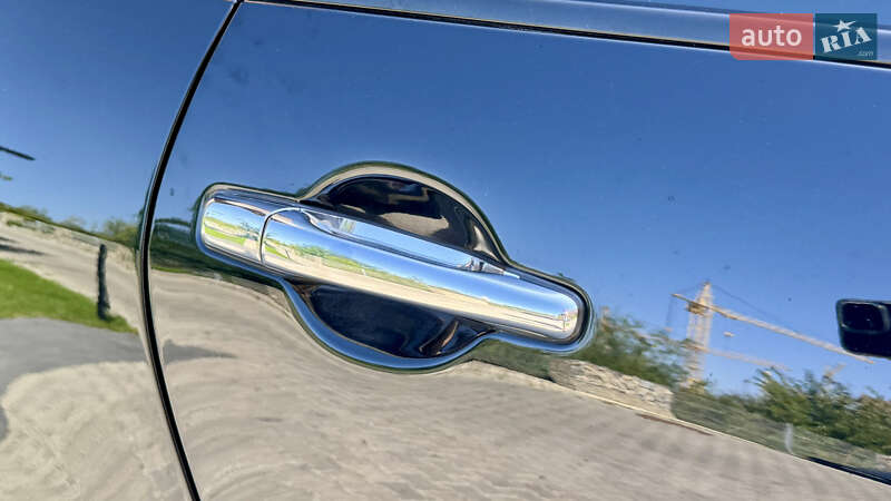 Мінівен Mitsubishi Grandis 2007 в Івано-Франківську