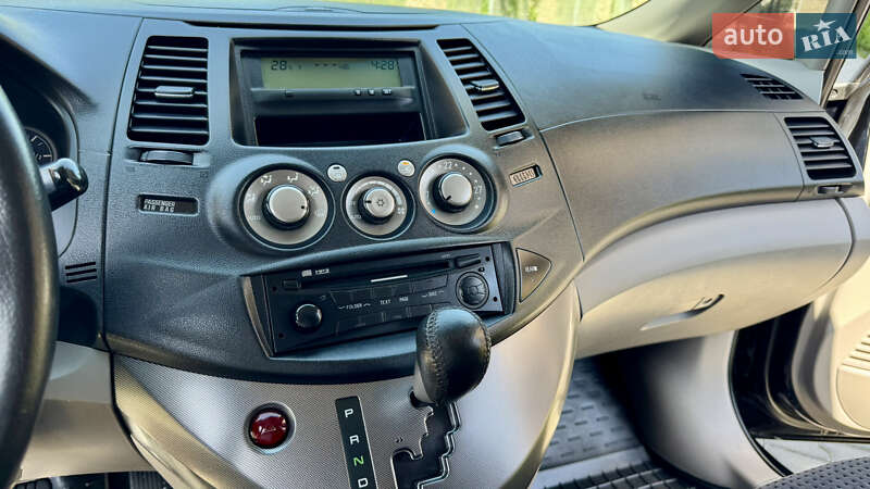 Мінівен Mitsubishi Grandis 2007 в Івано-Франківську