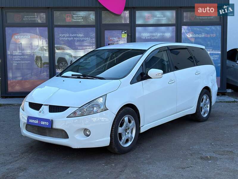 Mitsubishi Grandis 2008