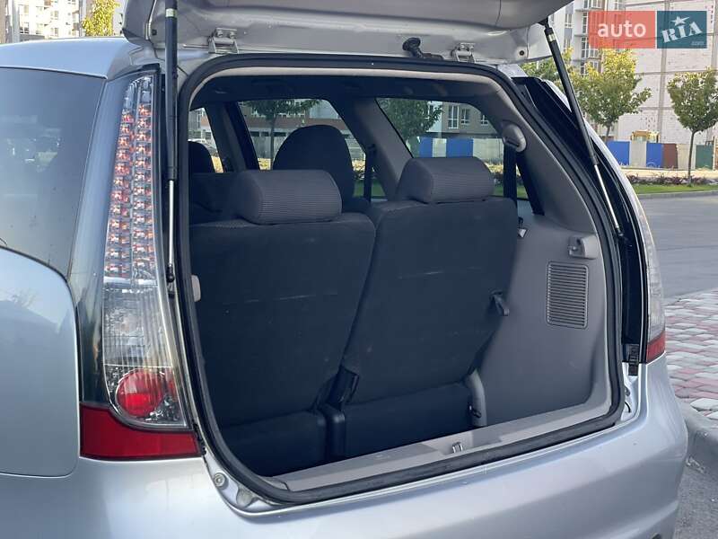 Минивэн Mitsubishi Grandis 2006 в Днепре