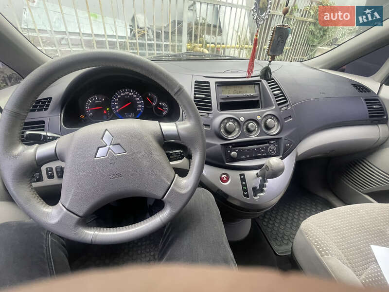 Мінівен Mitsubishi Grandis 2005 в Хмельницькому фото 37 Мінівен Mitsubishi Grandis 2005 в Хмельницькому