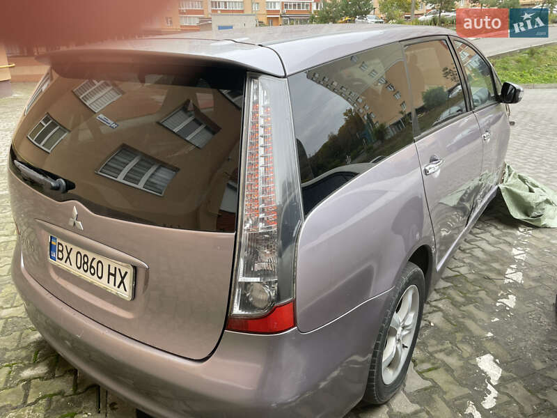 Мінівен Mitsubishi Grandis 2006 в Хмельницькому фото 4 Мінівен Mitsubishi Grandis 2006 в Хмельницькому