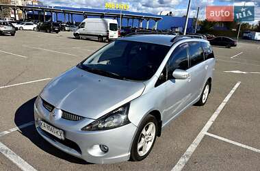 Мінівен Mitsubishi Grandis 2005 в Києві