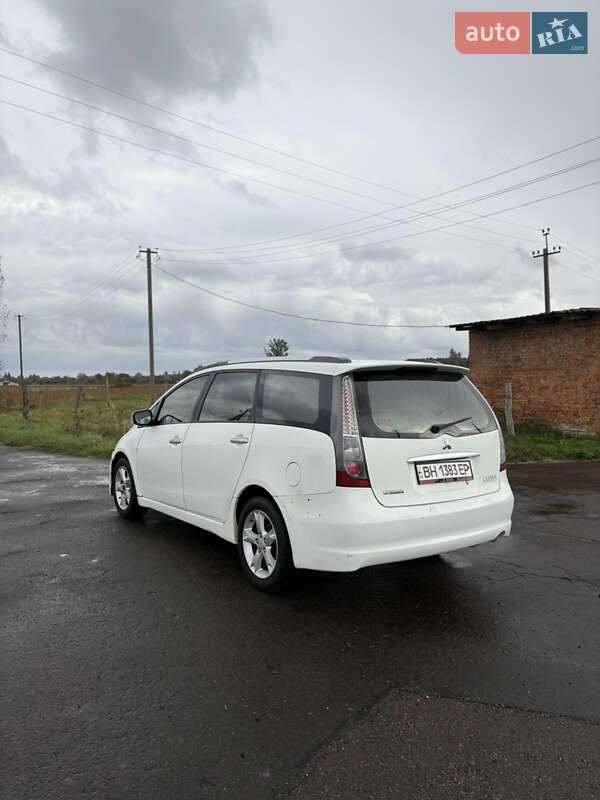 Мінівен Mitsubishi Grandis 2008 в Зорі фото 3 Мінівен Mitsubishi Grandis 2008 в Зорі
