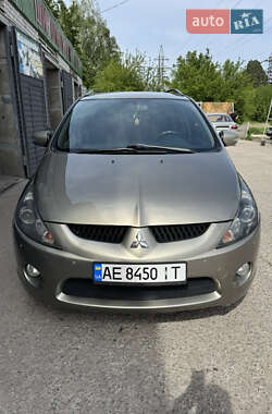 Мінівен Mitsubishi Grandis 2007 в Кам'янському
