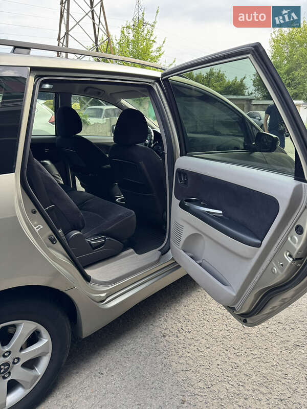 Мінівен Mitsubishi Grandis 2007 в Кам'янському