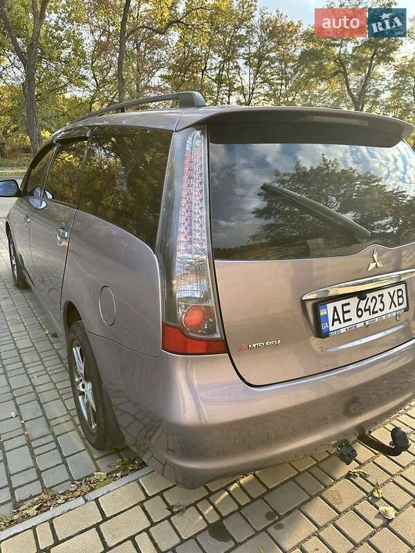 Мінівен Mitsubishi Grandis 2006 в Нікополі