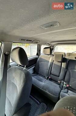 Минивэн Mitsubishi Grandis 2006 в  фото 23 Минивэн Mitsubishi Grandis 2006 в
