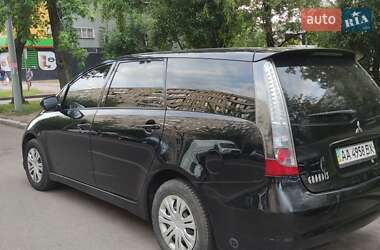 Минивэн Mitsubishi Grandis 2006 в Киеве