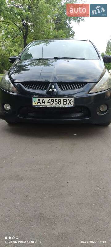 Минивэн Mitsubishi Grandis 2006 в Киеве