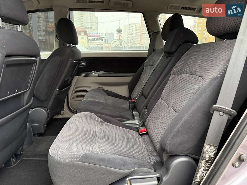 Минивэн Mitsubishi Grandis 2006 в Киеве фото 10 Минивэн Mitsubishi Grandis 2006 в Киеве