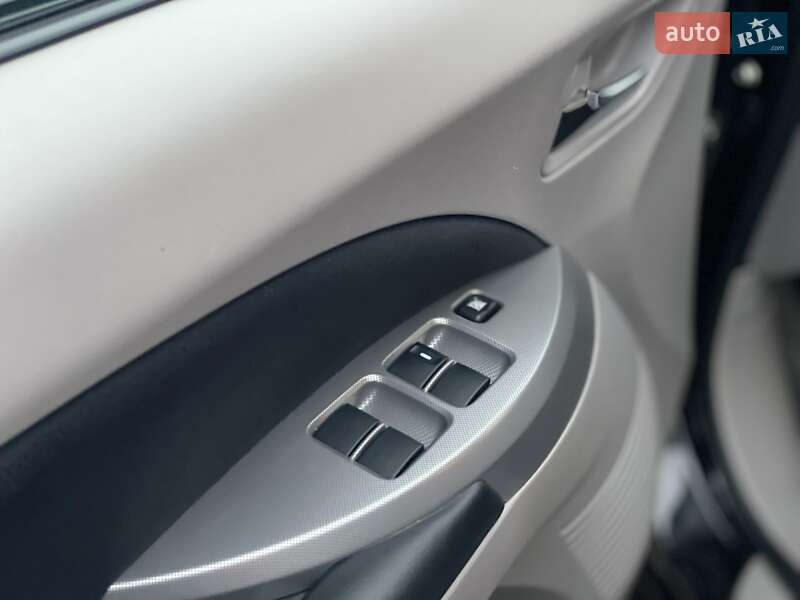 Минивэн Mitsubishi Grandis 2008 в Днепре фото 12 Минивэн Mitsubishi Grandis 2008 в Днепре