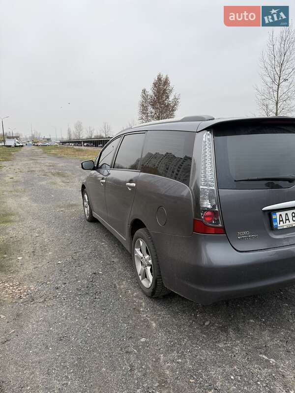Минивэн Mitsubishi Grandis 2008 в Киеве фото 4 Минивэн Mitsubishi Grandis 2008 в Киеве