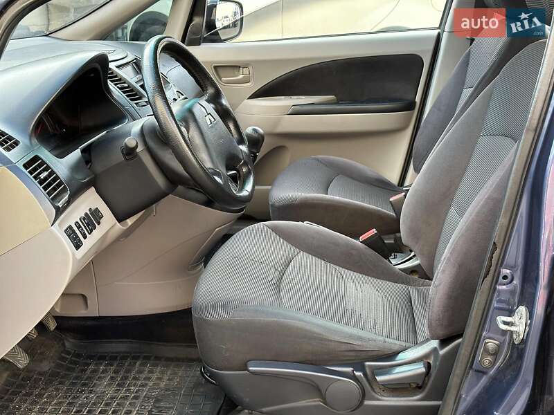 Мінівен Mitsubishi Grandis 2006 в Львові