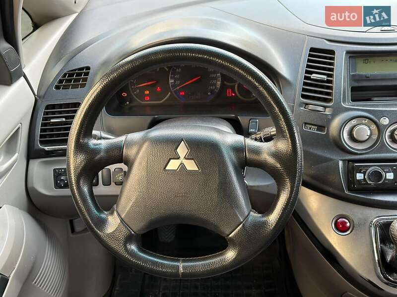 Мінівен Mitsubishi Grandis 2006 в Львові