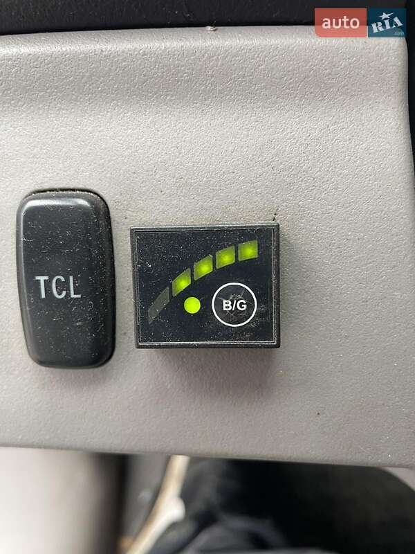 Минивэн Mitsubishi Grandis 2004 в Киеве фото 10 Минивэн Mitsubishi Grandis 2004 в Киеве