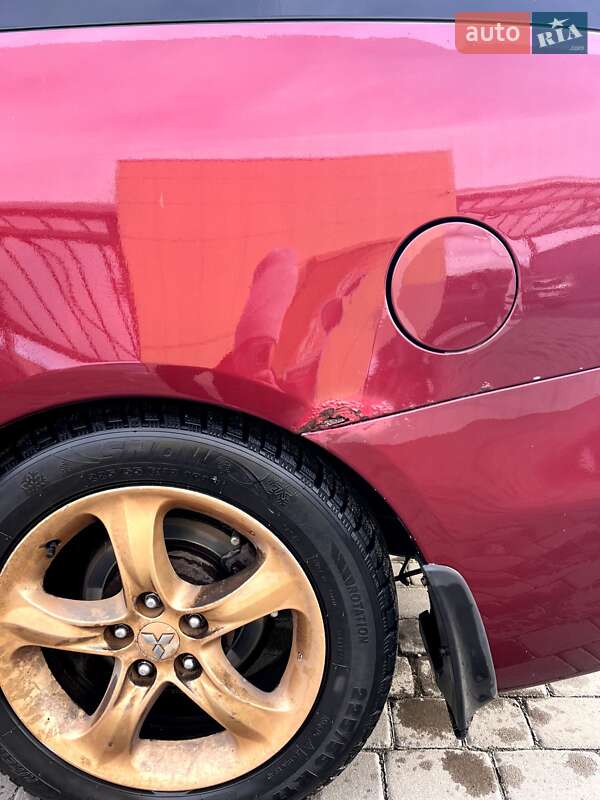 Минивэн Mitsubishi Grandis 2004 в Гатном фото 17 Минивэн Mitsubishi Grandis 2004 в Гатном