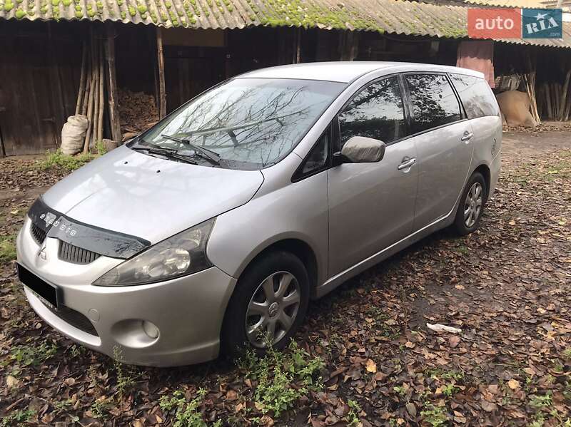 Минивэн Mitsubishi Grandis 2007 в Киеве