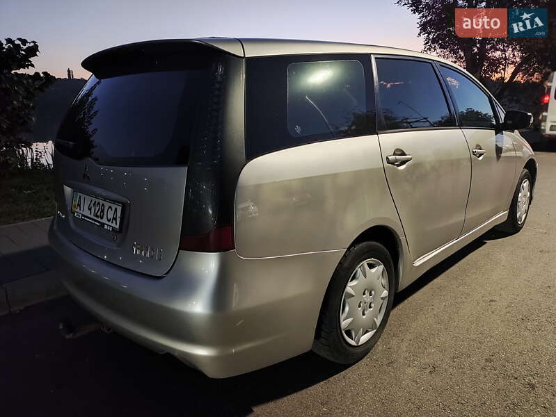 Минивэн Mitsubishi Grandis 2008 в Киеве