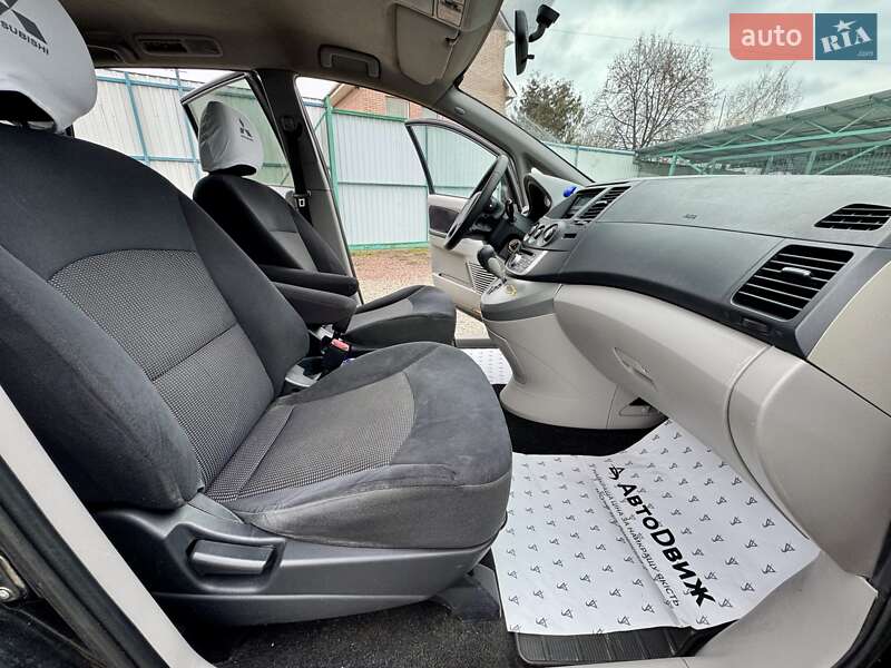 Минивэн Mitsubishi Grandis 2008 в Сумах